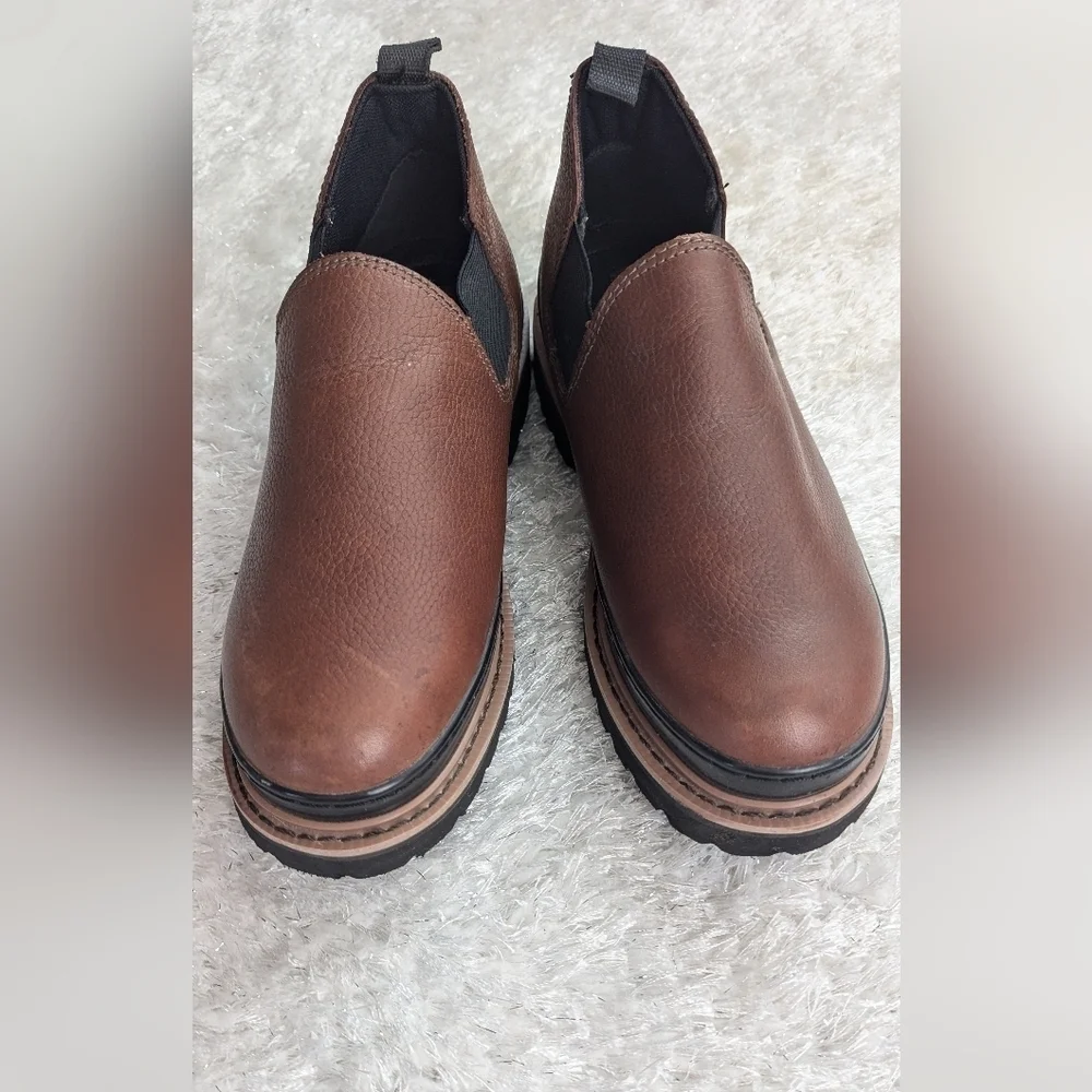 Western Chief Mans Work Shoes Boots Leather Comfort Slip-On Casual Size 9